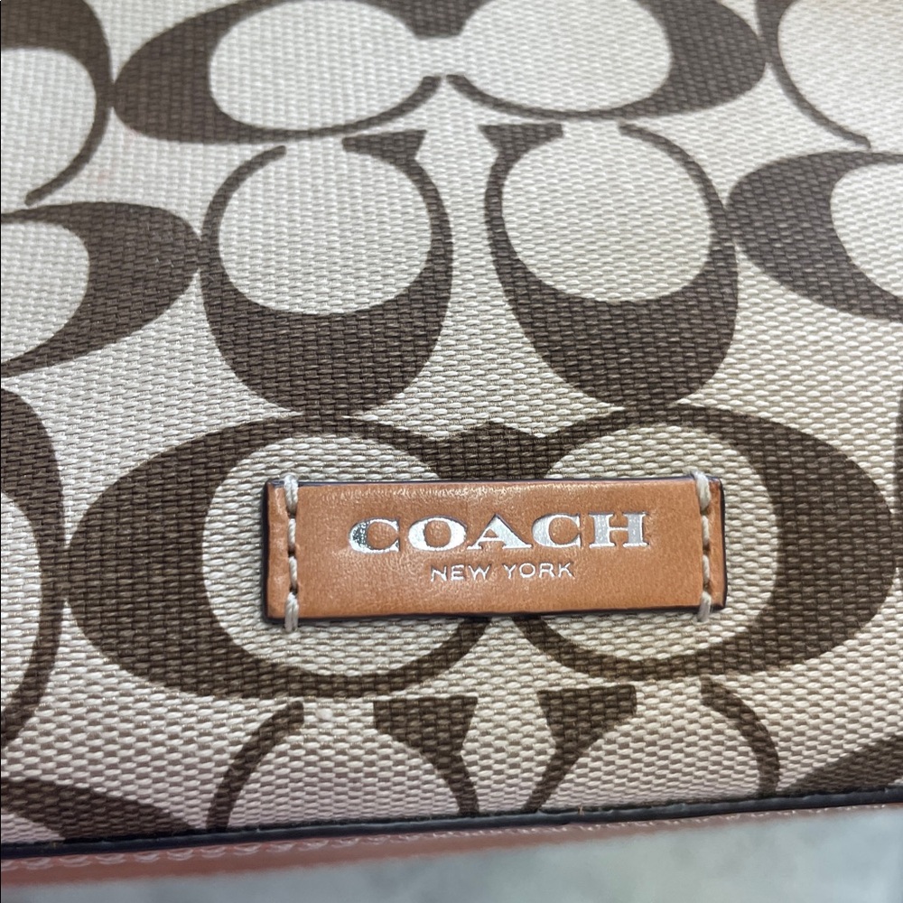 Coach Mini Bleeker ‘Riley’ Signature Carryall - Picture 6 of 17